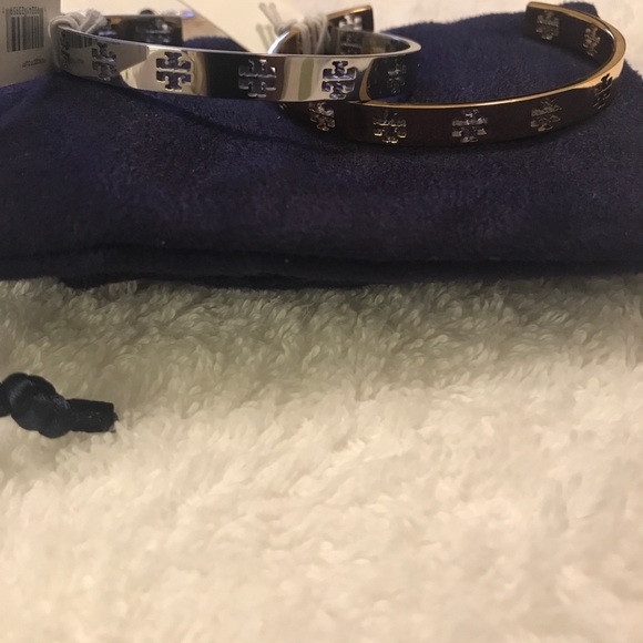🎊SALE 🎊2 Tory Burch  Pierced Cuffs - Picture 4 of 7